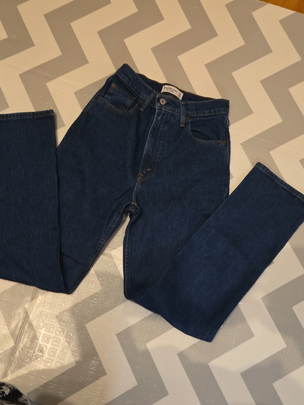 Abercrombie & Fitch Womens 90s Ultra High Indigo Straight Jeans Size 26/2R